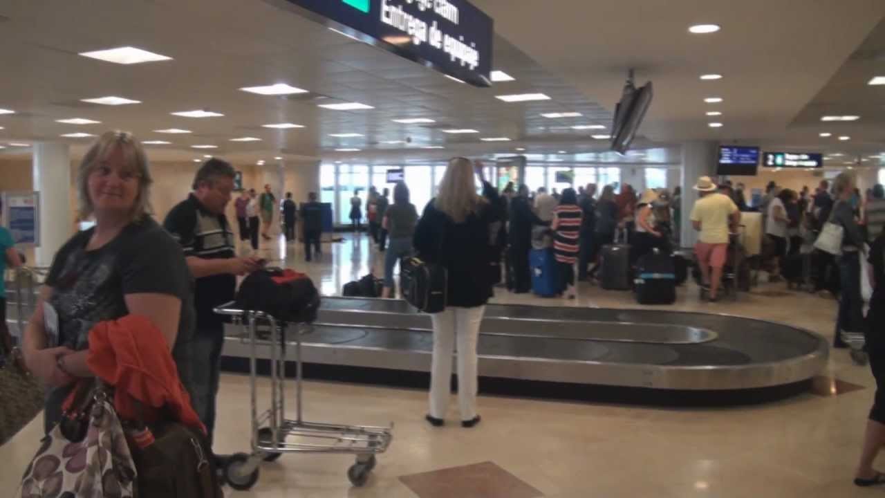 Entrega de equipaje en el aeropuerto de Cancún