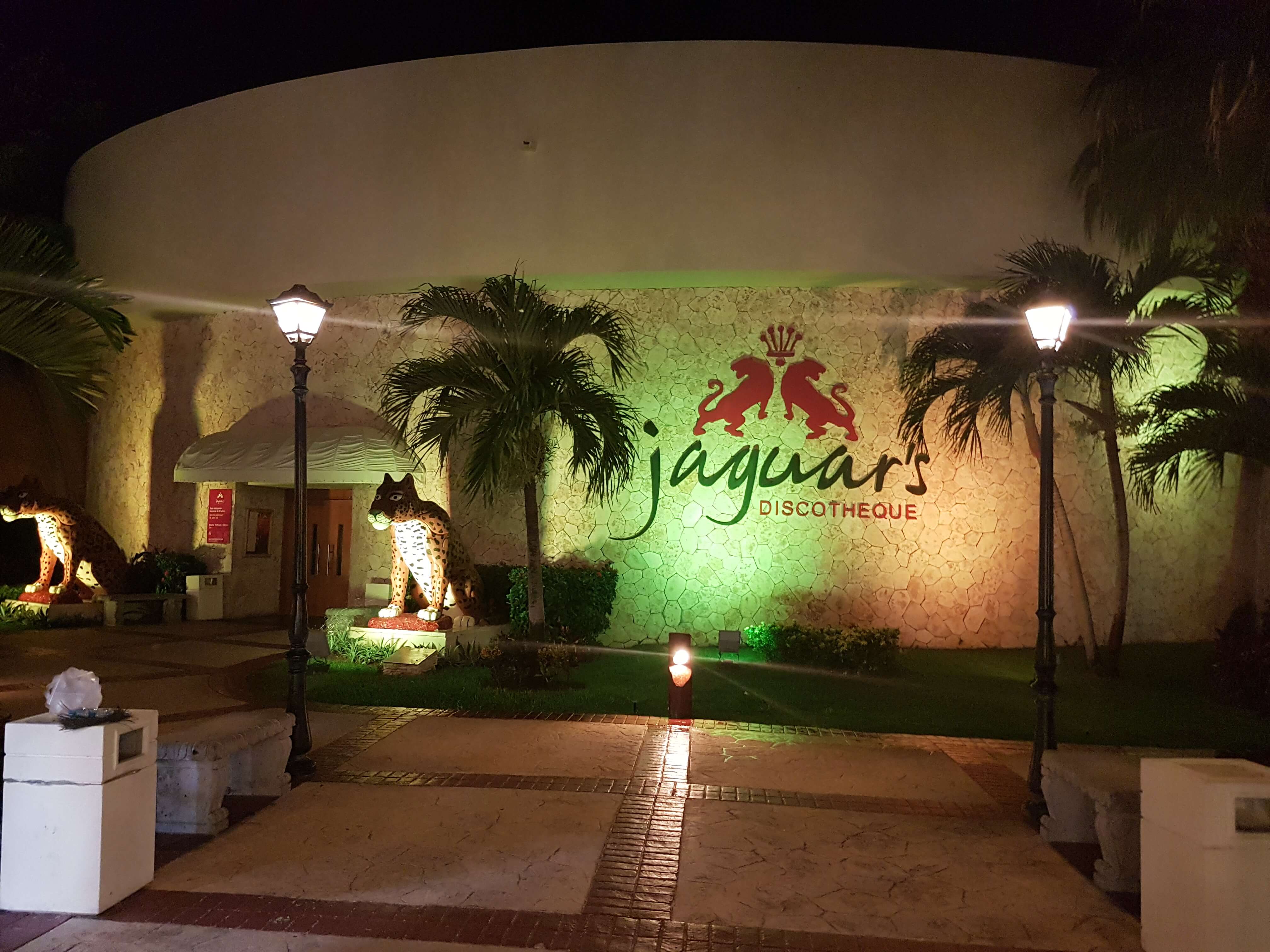 Discoteca el Jaguar en el Hotel Barceló Maya Beach