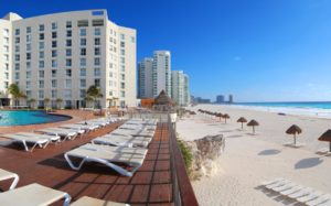 Sunset Royal Beach Resort Cancún