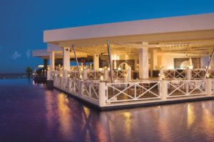 Resort Secrets Riviera Cancún Todo Incluido en Puerto Morelos