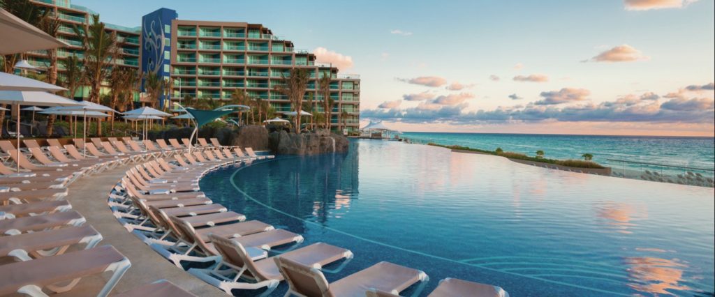 Hard Rock Hotel Cancún - hoteles con vista al mar