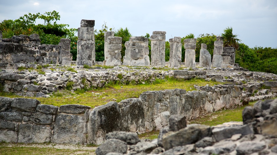 Zona Arqueológica El Rey zona hotelera de cancun mexico