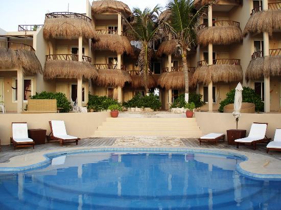 Hotel Playa La Media Luna mejores hoteles para vacacionar en isla mujeres