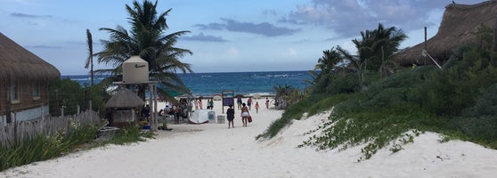 Playa los Pescadores tulum