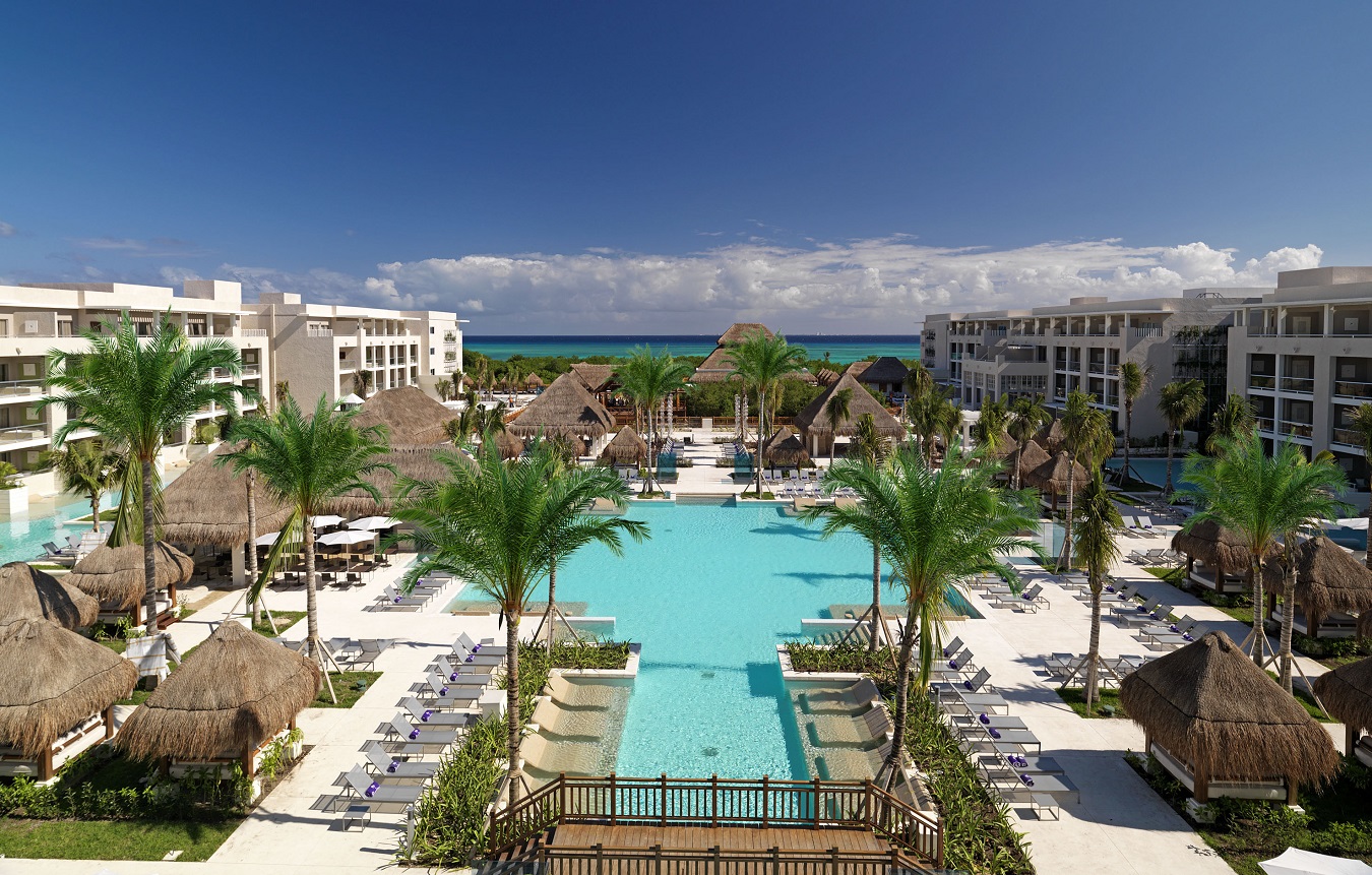 Royal Hideaway Playacar
