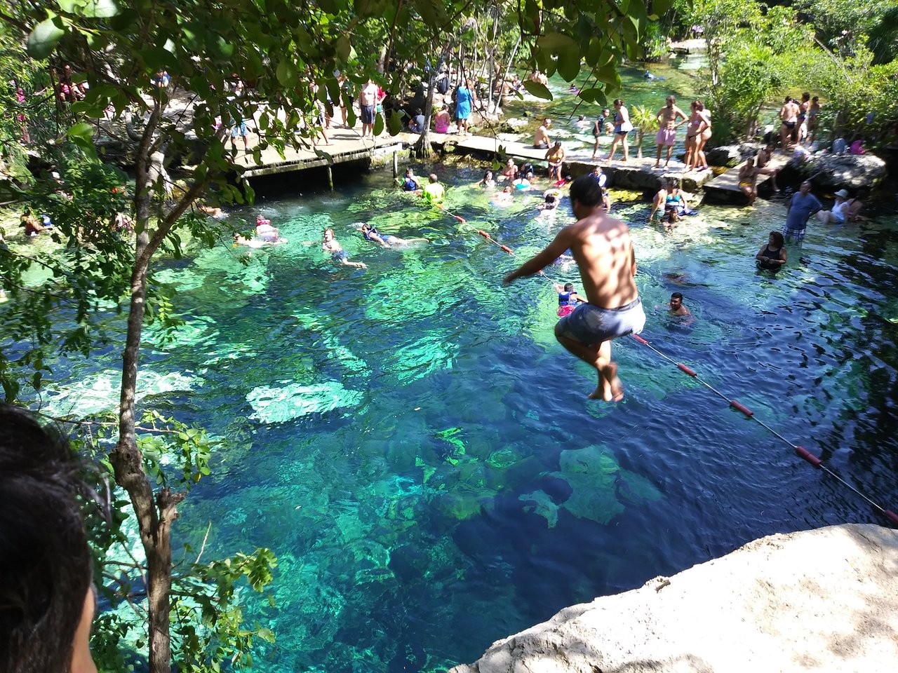 cenote cristalino de tulum mexico