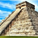 piramide de chichen itza mexico