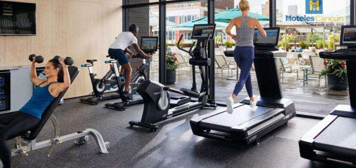 Gimnasios en hoteles: ejercítate sin salir de tu alojamiento