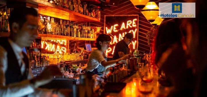 Quinta Avenida: Bares imperdibles para precopear