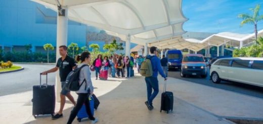 Activarán en Aeropuerto de Cancún prerregistro de colombianos