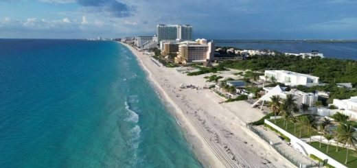 Cancún 2025: Caída en turismo europeo y sudamericano, pero repunte nacional
