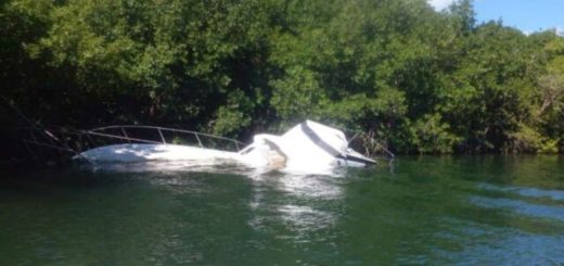 Cancún: unas 50 barcas hundidas contaminan laguna Nichupté