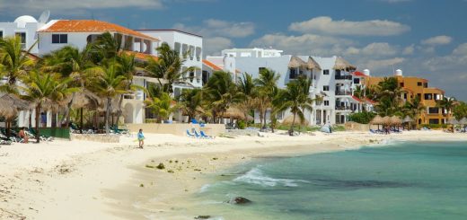Bahía de la Media Luna: ¿Qué hacer en este lugar de Akumal?